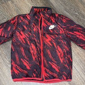 Boys size 6 Nike reversible coat!